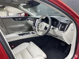 2022 Volvo V60 V60 B5 Sedan for sale, Japanese used car export - photo 6 of 24 | GULJI TRADERS