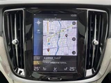 2022 Volvo V60 V60 B5 Sedan for sale, Japanese used car export - photo 17 of 24 | GULJI TRADERS