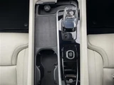 2022 Volvo V60 V60 B5 Sedan for sale, Japanese used car export - photo 21 of 24 | GULJI TRADERS
