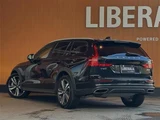 2022 Volvo V60 V60 B5 AWD 4WD Sedan for sale, Japanese used car export - photo 2 of 24 | GULJI TRADERS