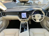 2022 Volvo V60 B4 Sedan for sale, Japanese used car export - photo 3 of 10 | GULJI TRADERS