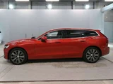 2022 Volvo V60 B5 Sedan for sale, Japanese used car export - photo 4 of 12 | GULJI TRADERS
