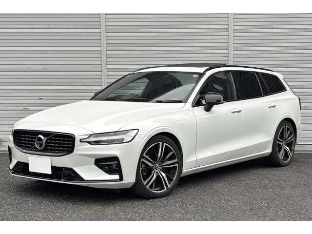 2022 Volvo V60 B5 Bowers&Wi - photo 1 2022 Volvo V60 B5 Bowers&Wi Sedan for sale, Japanese used car export - photo 1 of 13 | GULJI TRADERS