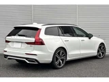 2022 Volvo V60 B5 Bowers&Wi Sedan for sale, Japanese used car export - photo 2 of 13 | GULJI TRADERS