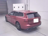 2022 Volvo V60 V60 Sedan for sale, Japanese used car export - photo 2 of 11 | GULJI TRADERS
