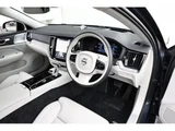 2022 Volvo V60 Sedan for sale, Japanese used car export - photo 3 of 9 | GULJI TRADERS