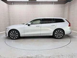 2023 Volvo V60 B4 Sedan for sale, Japanese used car export - photo 10 of 16 | GULJI TRADERS
