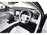 2023 Volvo V60 Sedan for sale, Japanese used car export - photo 3 of 9 | GULJI TRADERS