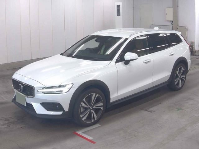 2023 Volvo V60 B5 Sedan for sale, Japanese used car export | GULJI TRADERS