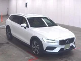 2023 Volvo V60 B5 Sedan for sale, Japanese used car export - photo 4 of 5 | GULJI TRADERS