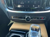 2024 Volvo V60 T6 AWD Hybrid 4WD Sedan for sale, Japanese used car export - photo 20 of 77 | GULJI TRADERS