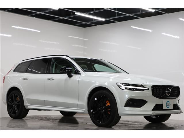 2024 Volvo V60 B5 AWD Sedan for sale, Japanese used car export | GULJI TRADERS