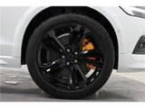 2024 Volvo V60 B5 AWD Sedan for sale, Japanese used car export - photo 14 of 65 | GULJI TRADERS