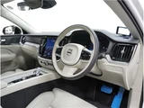 2024 Volvo V60 B5 AWD Sedan for sale, Japanese used car export - photo 41 of 65 | GULJI TRADERS
