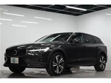 2024 Volvo V60 B5 AWD Sedan for sale, Japanese used car export - photo 2 of 56 | GULJI TRADERS