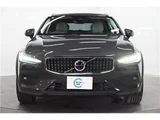 2024 Volvo V60 B5 AWD Sedan for sale, Japanese used car export - photo 4 of 56 | GULJI TRADERS