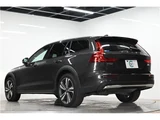 2024 Volvo V60 B5 AWD Sedan for sale, Japanese used car export - photo 5 of 56 | GULJI TRADERS
