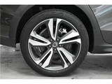 2024 Volvo V60 B5 AWD Sedan for sale, Japanese used car export - photo 18 of 56 | GULJI TRADERS