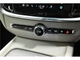 2024 Volvo V60 B5 AWD Sedan for sale, Japanese used car export - photo 51 of 56 | GULJI TRADERS
