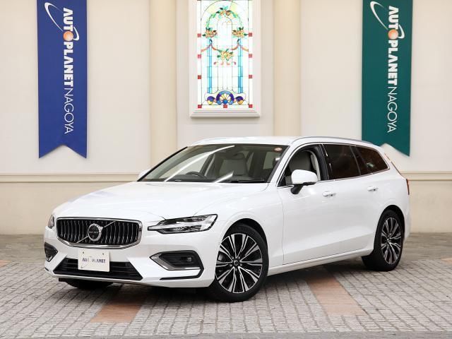 2024 Volvo V60 B4 - photo 1 2024 Volvo V60 B4 Sedan for sale, Japanese used car export - photo 1 of 9 | GULJI TRADERS
