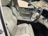 2024 Volvo V60 B4 Sedan for sale, Japanese used car export - photo 4 of 9 | GULJI TRADERS