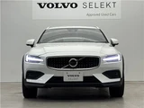 2025 Volvo V60 B5 AWD Sedan for sale, Japanese used car export - photo 14 of 43 | GULJI TRADERS