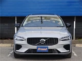 2025 Volvo V60 4WD Sedan for sale, Japanese used car export - photo 26 of 56 | GULJI TRADERS