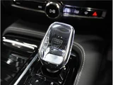 2025 Volvo V60 T6 AWD Hybrid Sedan for sale, Japanese used car export - photo 68 of 76 | GULJI TRADERS