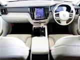 2025 Volvo V60 Ultra T6 AWD Plug-in hybrid Sedan for sale, Japanese used car export - photo 4 of 52 | GULJI TRADERS