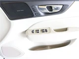 2025 Volvo V60 Ultra T6 AWD Plug-in hybrid Sedan for sale, Japanese used car export - photo 43 of 52 | GULJI TRADERS