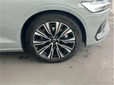 2025 Volvo V60 B4 Sedan for sale, Japanese used car export - photo 7 of 17 | GULJI TRADERS