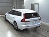 2025 Volvo V60 B4 Sedan for sale, Japanese used car export - photo 2 of 5 | GULJI TRADERS