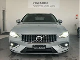 2026 Volvo V60 B4 Sedan for sale, Japanese used car export - photo 1 of 13 | GULJI TRADERS