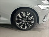 2026 Volvo V60 B4 Sedan for sale, Japanese used car export - photo 6 of 13 | GULJI TRADERS