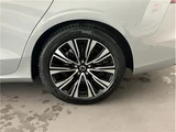 2026 Volvo V60 B4 Sedan for sale, Japanese used car export - photo 8 of 13 | GULJI TRADERS