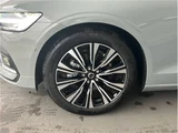 2026 Volvo V60 B4 Sedan for sale, Japanese used car export - photo 9 of 13 | GULJI TRADERS