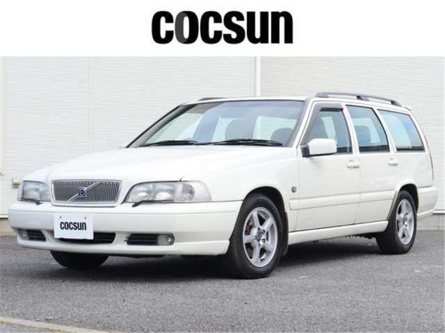 2000 Volvo V70 Sedan for sale, Japanese used car export | GULJI TRADERS