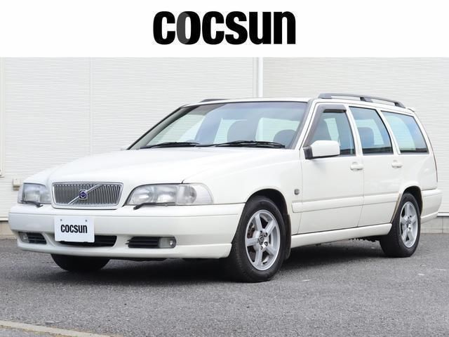 2000 Volvo V70 Sedan for sale, Japanese used car export - photo 1 of 9 | GULJI TRADERS