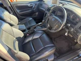 2003 Volvo V70 T-5 Sport Sedan for sale, Japanese used car export - photo 2 of 39 | GULJI TRADERS