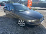 2003 Volvo V70 T-5 Sport Sedan for sale, Japanese used car export - photo 11 of 39 | GULJI TRADERS