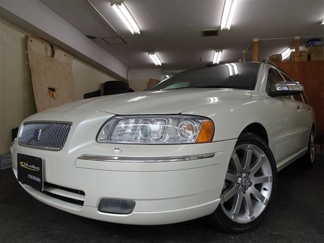 2007 Volvo V70 Sedan for sale, Japanese used car export | GULJI TRADERS