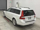 2007 Volvo V70 Sedan for sale, Japanese used car export - photo 2 of 7 | GULJI TRADERS