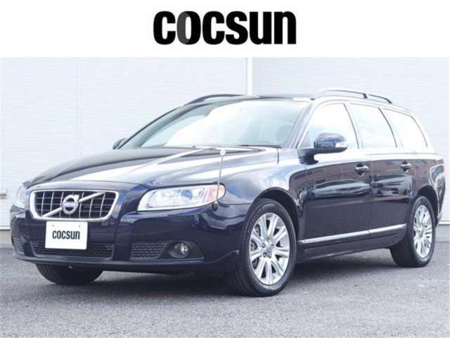 2009 Volvo V70 2.5T LE - photo 1 2009 Volvo V70 2.5T LE Sedan for sale, Japanese used car export - photo 1 of 50 | GULJI TRADERS