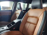 2010 Volvo V70 2.5T Sedan for sale, Japanese used car export - photo 6 of 9 | GULJI TRADERS