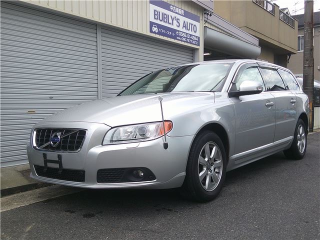 2011 Volvo V70 Sedan for sale, Japanese used car export | GULJI TRADERS