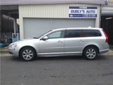 2011 Volvo V70 Sedan for sale, Japanese used car export - photo 2 of 27 | GULJI TRADERS