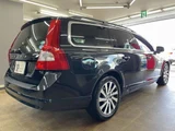 2012 Volvo V70 T4 SE Sedan for sale, Japanese used car export - photo 2 of 9 | GULJI TRADERS