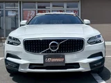 2017 Volvo V90 T5 AWD 4WD Sedan for sale, Japanese used car export - photo 7 of 56 | GULJI TRADERS