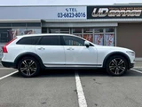 2017 Volvo V90 T5 AWD 4WD Sedan for sale, Japanese used car export - photo 17 of 56 | GULJI TRADERS