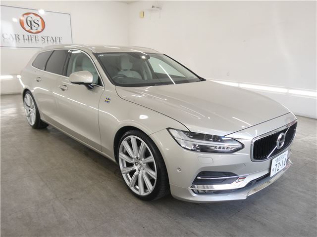 2017 Volvo V90 - photo 1 2017 Volvo V90 Sedan for sale, Japanese used car export - photo 1 of 46 | GULJI TRADERS